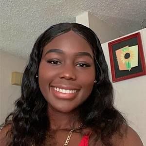 Meet your Posher, Agnes